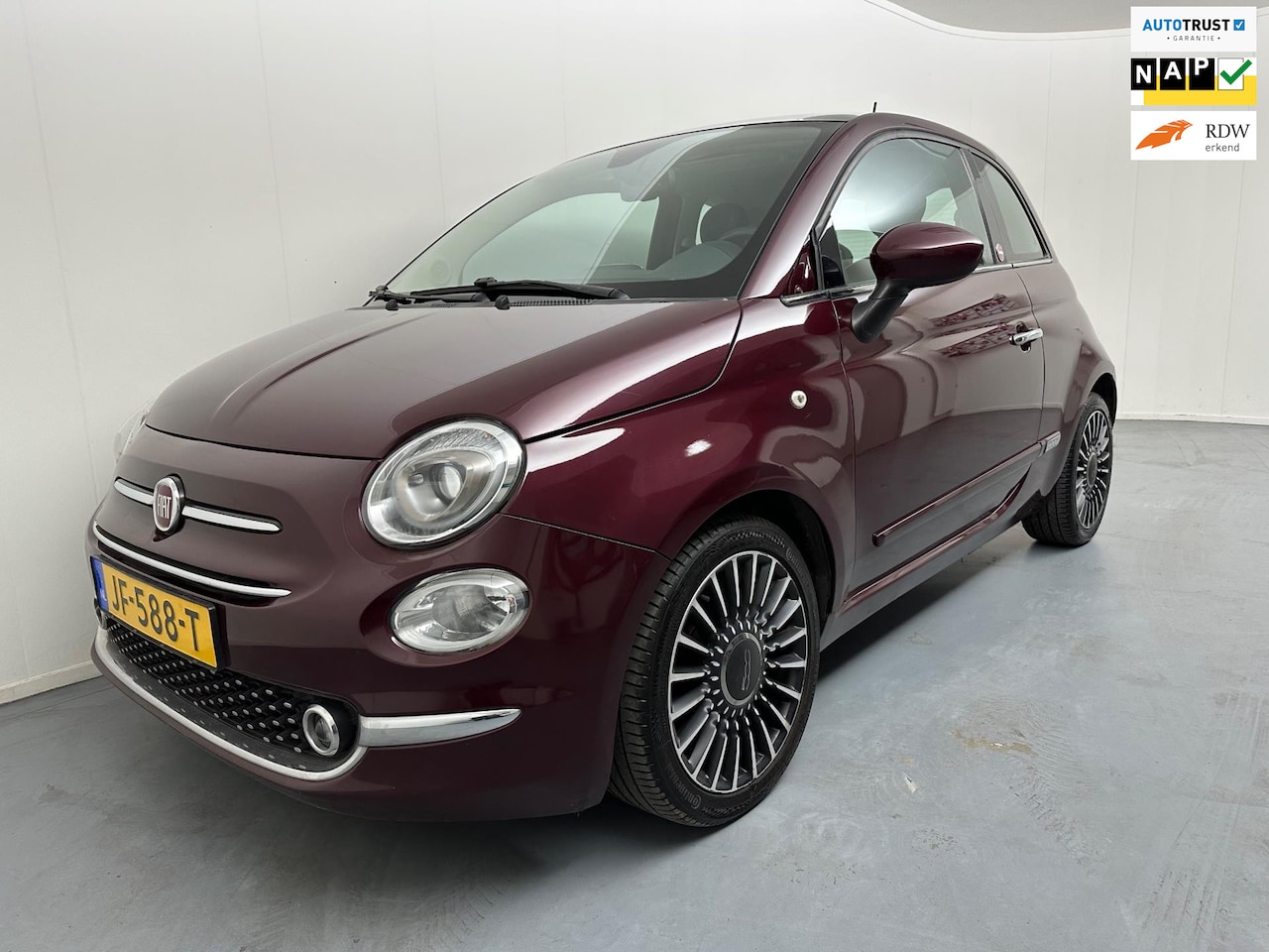 Fiat 500 - 0.9 TwinAir Turbo Lounge | Burgundy | Pano | Clima | Navi| Lmv | Nap - AutoWereld.nl