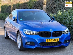 BMW 3-serie Gran Turismo - 3GT M Sport 1e EIG. CarPlay Elek Trekhaak Led Gr Navi Camera Garantie Rijklaar Lease mog