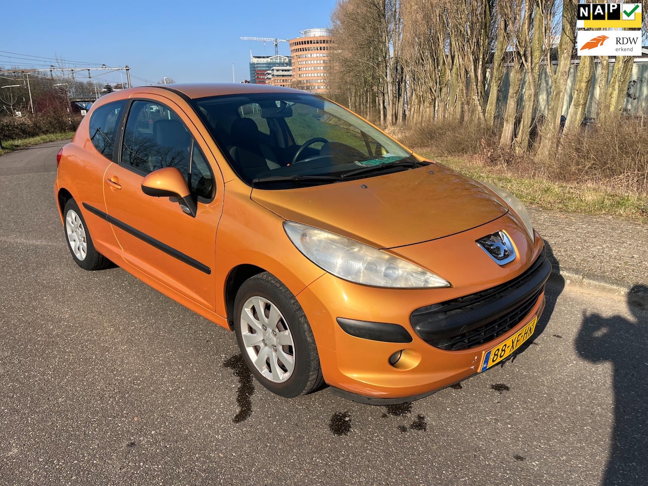 Peugeot 207 - 1.4-16V Color-line 1.4-16V Color-line - AutoWereld.nl