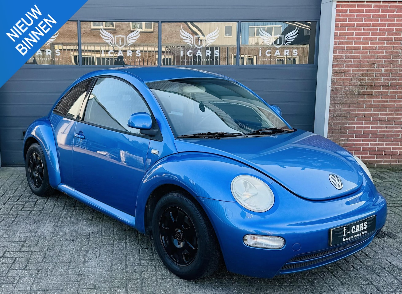 Volkswagen New Beetle - 2.0 Highline 2.0 Highline - AutoWereld.nl