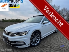 Volkswagen Passat - 1.4 TSI Highline Business R | Pano | ACC