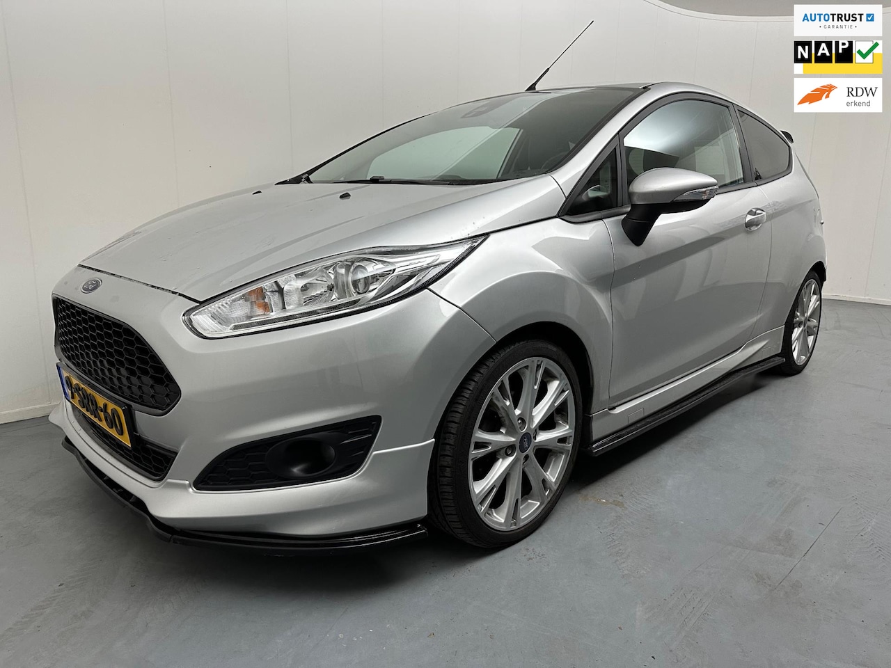 Ford Fiesta - 1.0 EcoBoost Sport | ST- Line | Clima | Stoelverwarming | Lmv | Nap - AutoWereld.nl