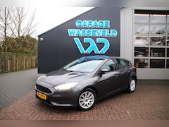 Ford Focus - 1.0 ECOBOOST Stoel+Stuur verwarming/Trekhaak/Winterpakket