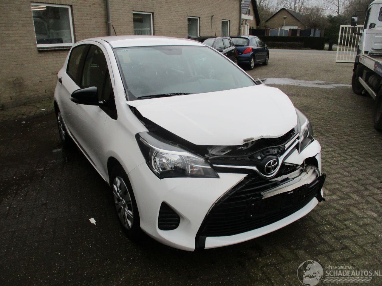 Toyota Yaris - 1.0 VVT-i Aspiration 1.0 VVT-I Aspiration - AutoWereld.nl