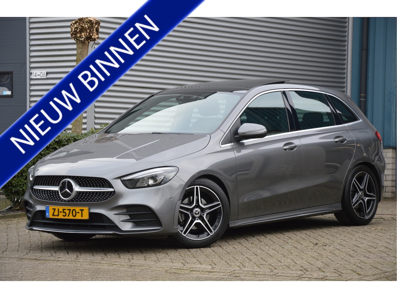 Mercedes-Benz B-klasse - 200 AMG-LINE | PANODAK | SFEERVERL | DISTRONIC | MEMORY | TREKHAAK | ENZ - AutoWereld.nl