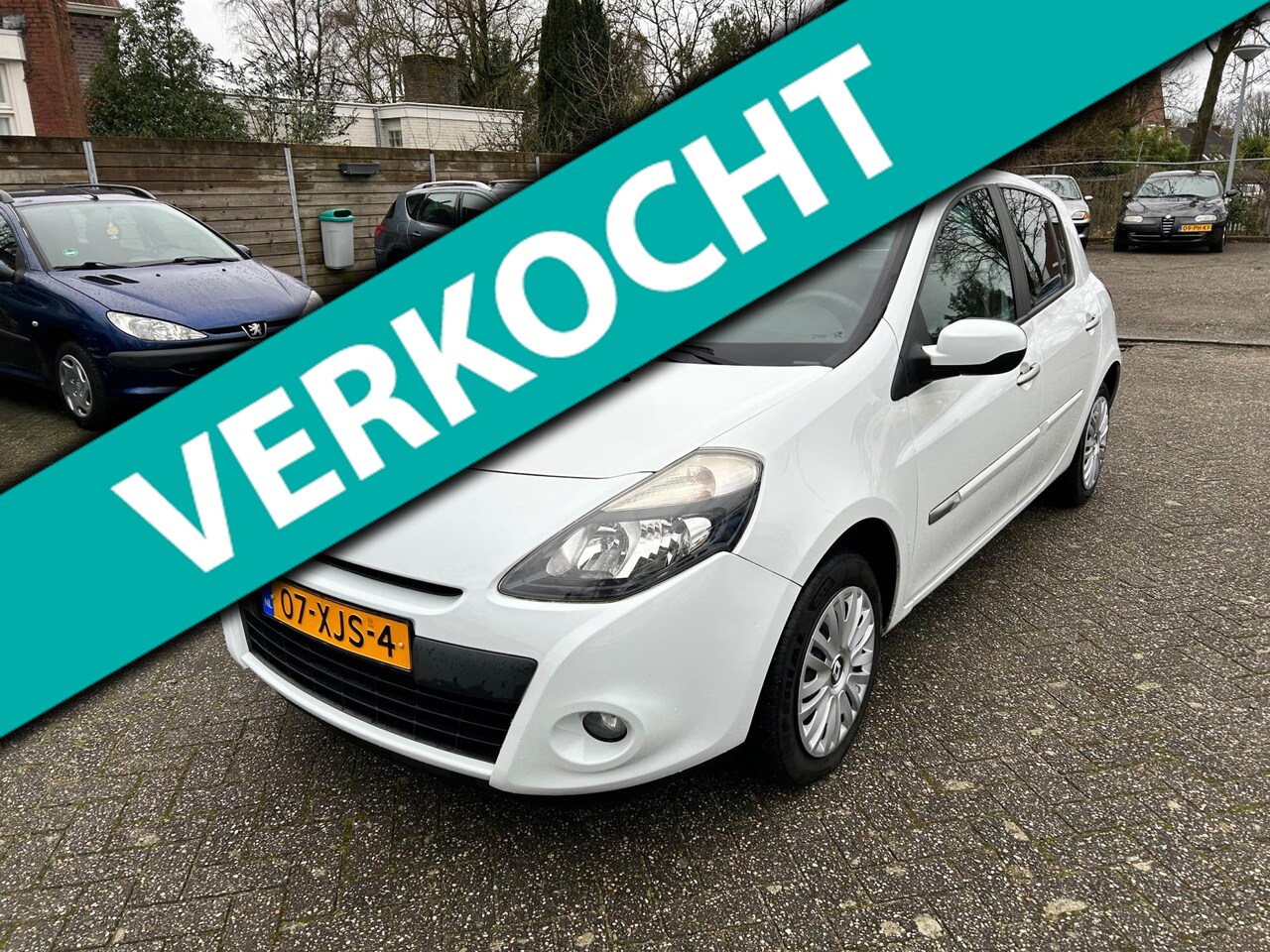 Renault Clio - 1.2 Authentique // Cruisecontrol // Airco - AutoWereld.nl