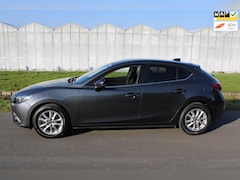 Mazda 3 - 3 1.5 S met Navigatie