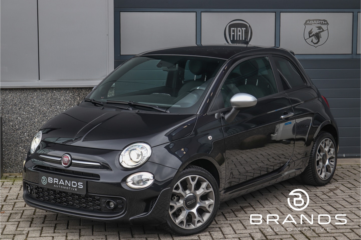 Fiat 500 - 1.0 Hybrid Rockstar 1e eig Vol opties Beats Xenon Garantie - AutoWereld.nl