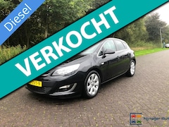 Opel Astra - 1.7 CDTi S/S Cosmo. Wordt geleverd met nieuwe apk