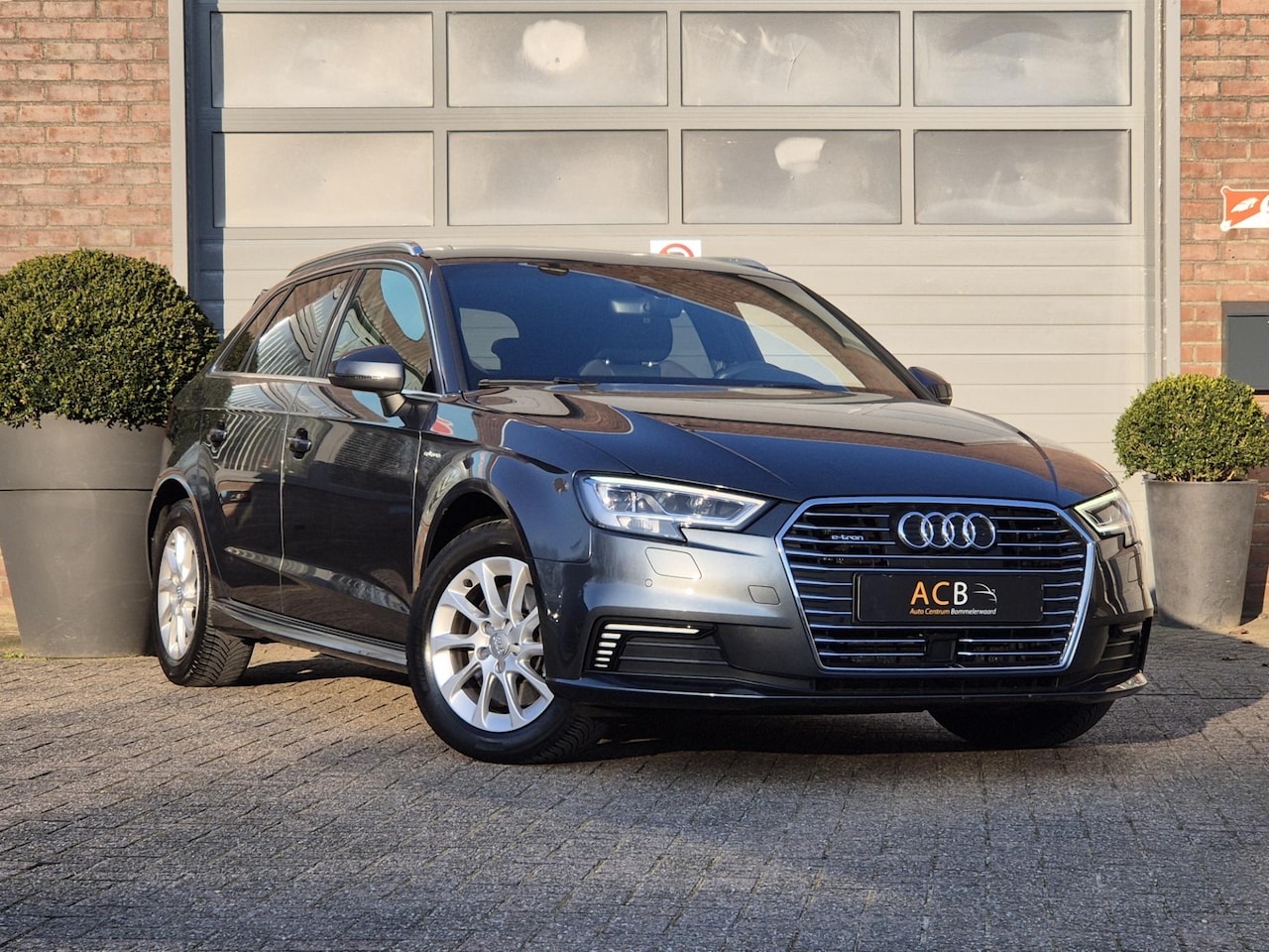 Audi A3 Sportback - 1.4 e-tron Lease Edition In absolute nieuwstaat. - AutoWereld.nl