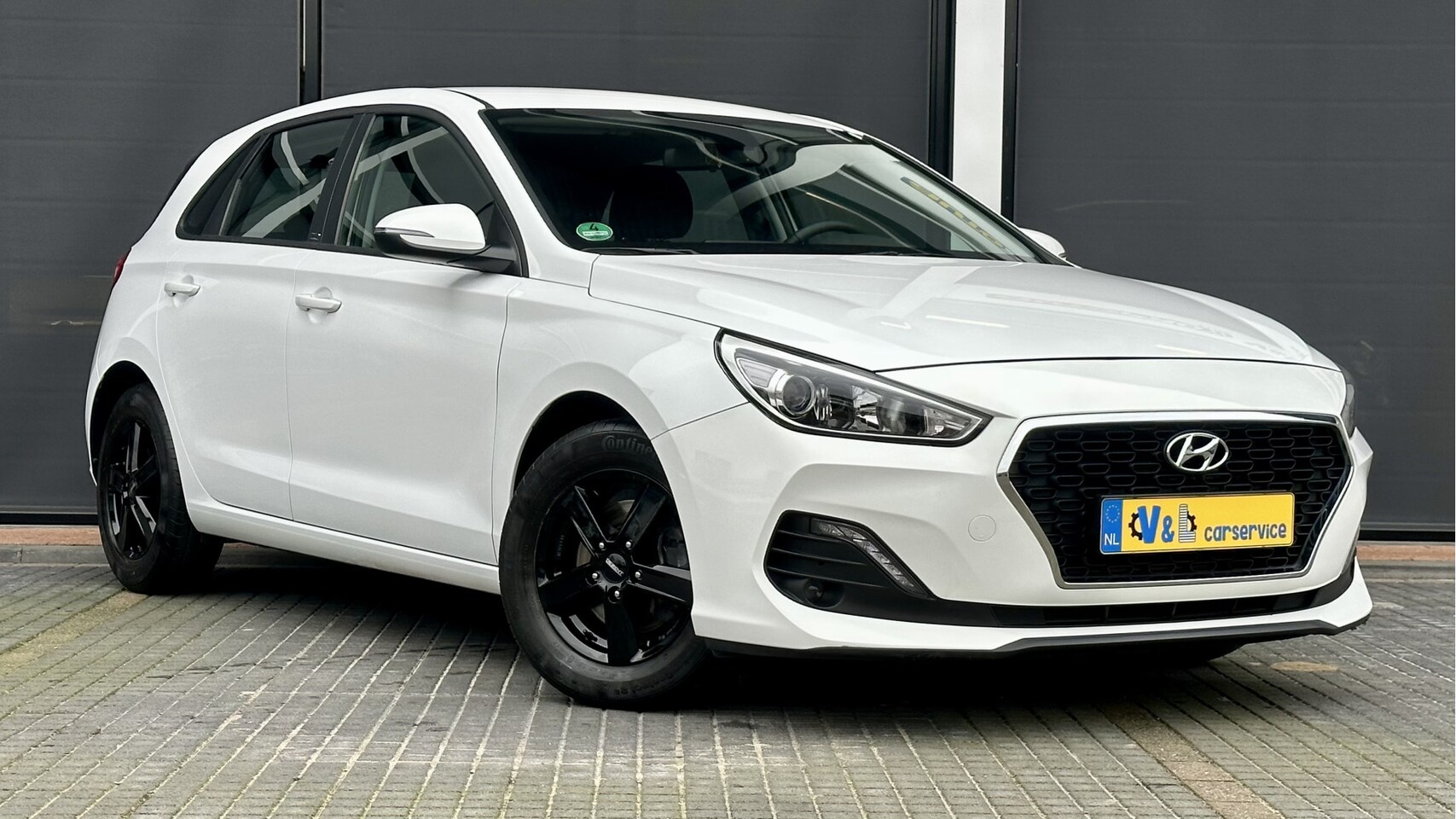 Hyundai i30 - 1.0 T-GDi MHEV i-Motion / Stoelverw / Carplay / Camera - AutoWereld.nl