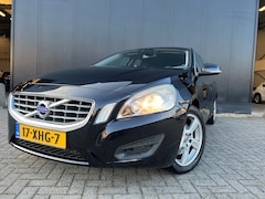 Volvo V60 - 1.6 T3 Momentum '12 Navi/Lmv/GehOnderhouden