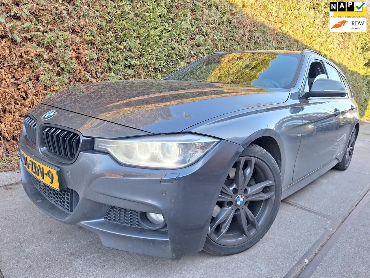 BMW 3-serie Touring - 320d Upgrade Edition 320d Upgrade Edition - AutoWereld.nl