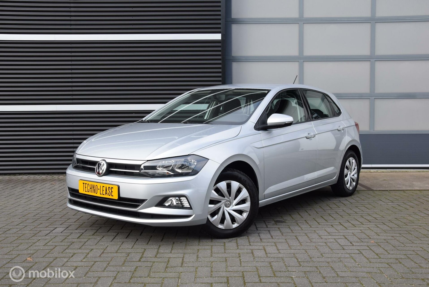 Volkswagen Polo - 1.0 TSI Comfortline Executive pakket + Adaptive Cruise Control - AutoWereld.nl