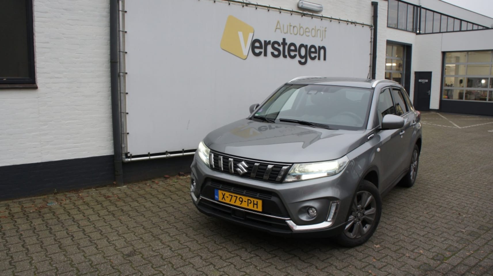 Suzuki Vitara - 1.5 Automaat FULL Hybrid Select - AutoWereld.nl