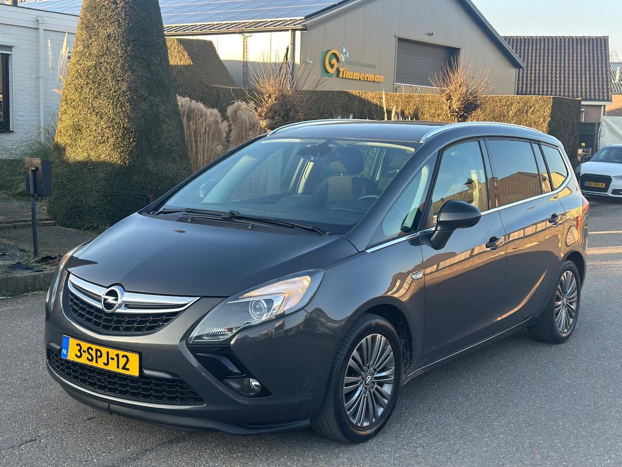 Opel Zafira Tourer - 1.6 CDTI Design Edition 2013 Navi/Clima/Lmv - AutoWereld.nl