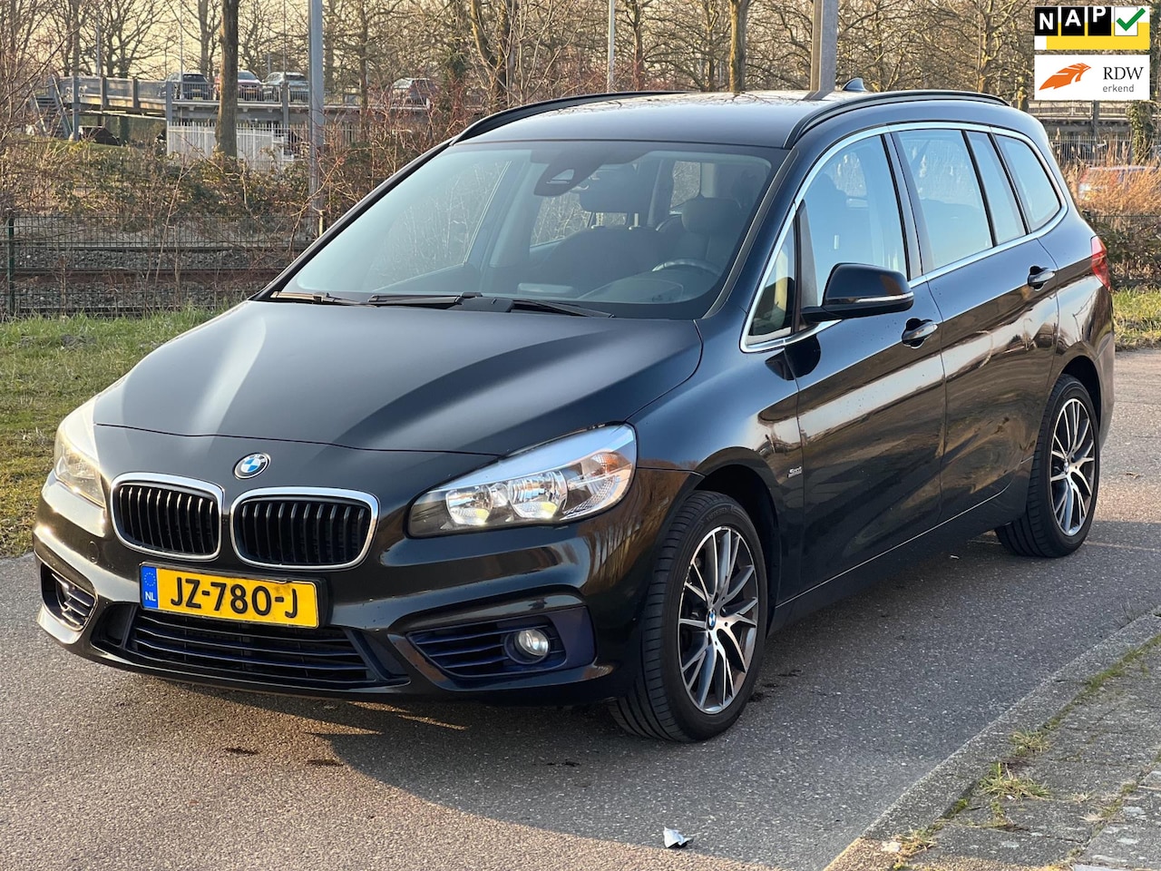 BMW 2-serie Gran Tourer - 218i M Sport 7p. - AutoWereld.nl