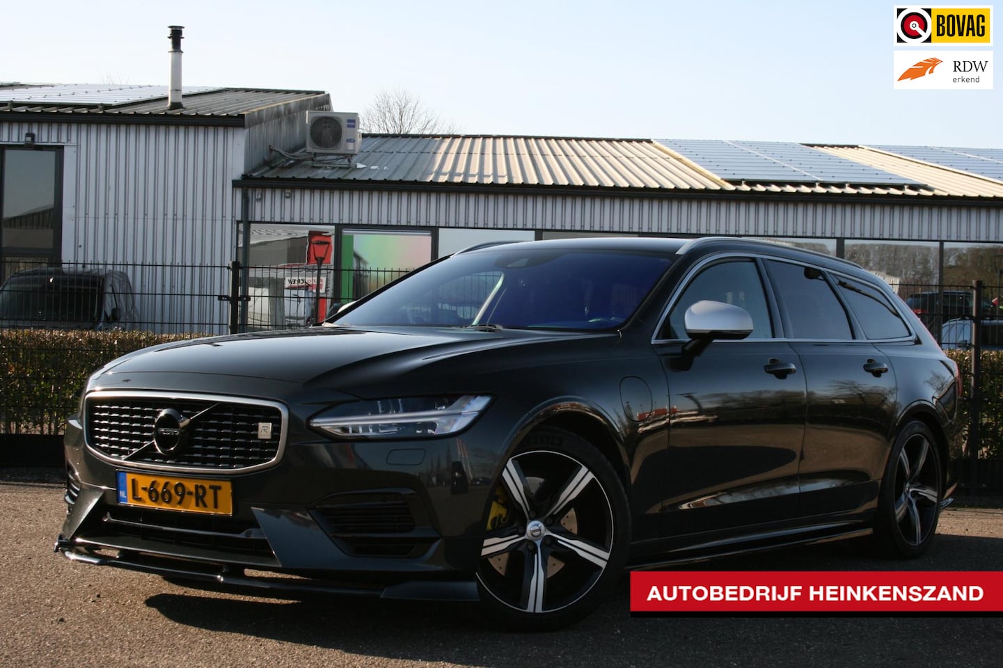 Volvo V90 - 2.0 T8 AWD R-Design 2.0 T8 AWD R-Design - AutoWereld.nl