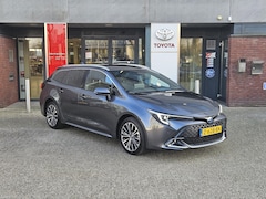 Toyota Corolla Touring Sports - 1.8 HYBRID 140 DYNAMIC APPLE/ANDROID NAVI STOELVERW. CAMERA 17"LMV EL-ACHTERKLEP FACELIFT