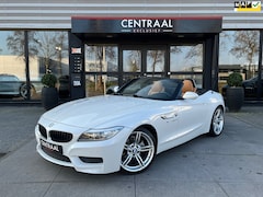 BMW Z4 Roadster - SDrive20i 184PK|NL-Auto|Navi|Pdc|Leder|Stoelverwarming|Cruise Control|19 inch