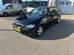 BMW 3-serie Touring - 320i High Executive