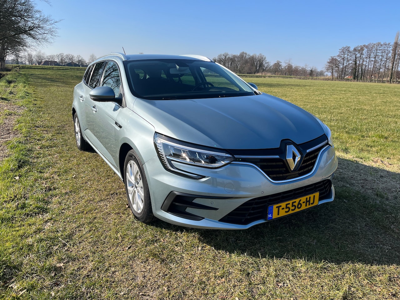 Renault Mégane Estate - 1.6 Plug-In Hybrid Business ZEN Recent volledig vernieuwde elektromotor én versnellingsbak! - AutoWereld.nl