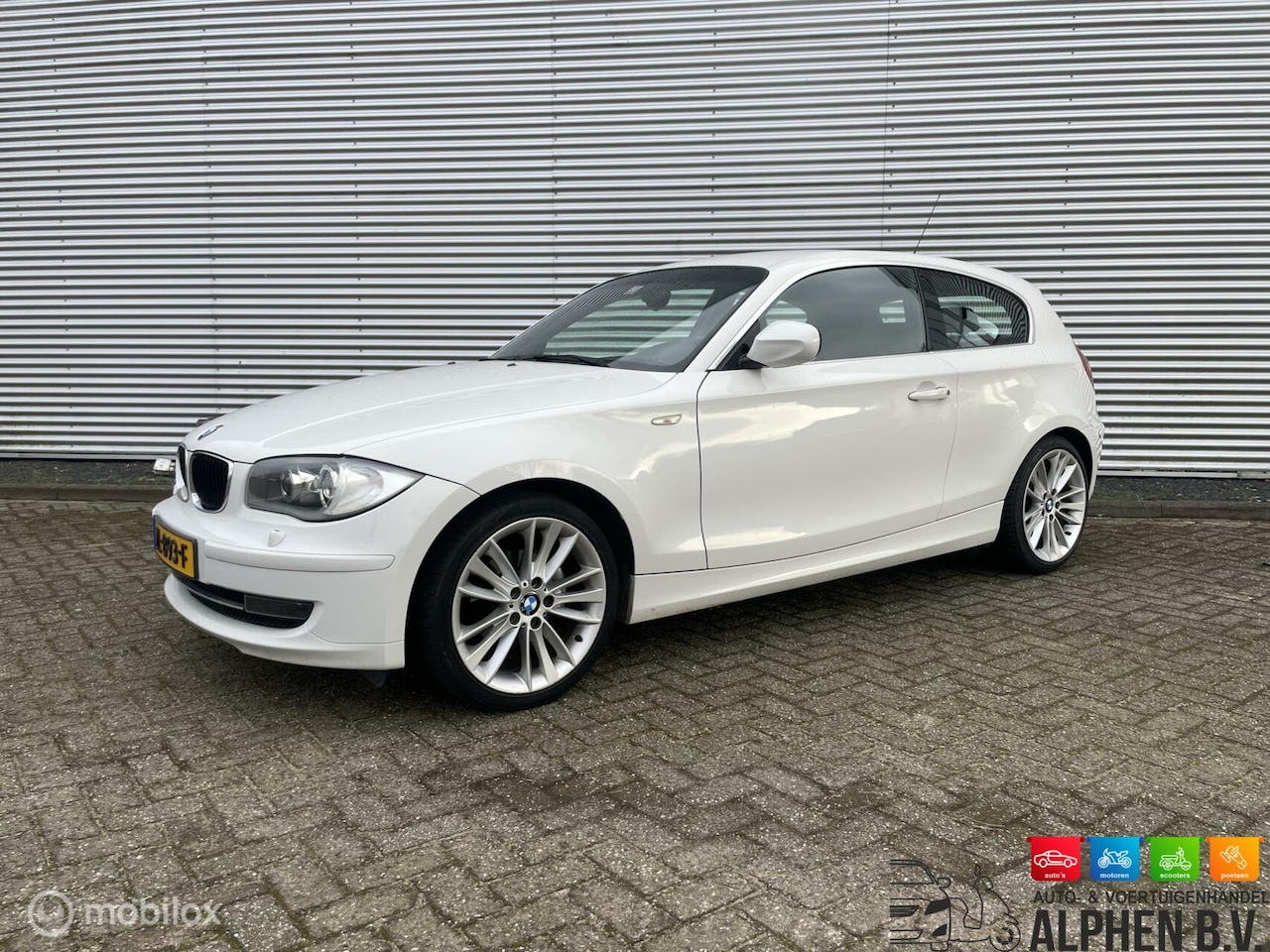 BMW 1-serie - 116i Business Line - Dealer onderhouden - - AutoWereld.nl