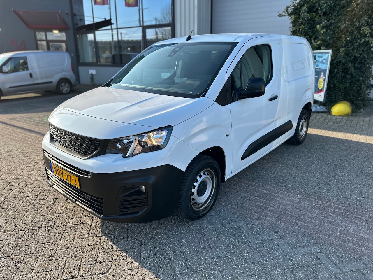 Peugeot Partner - 1.5 BlueHDI Premium 1.5 BlueHDI Premium - AutoWereld.nl