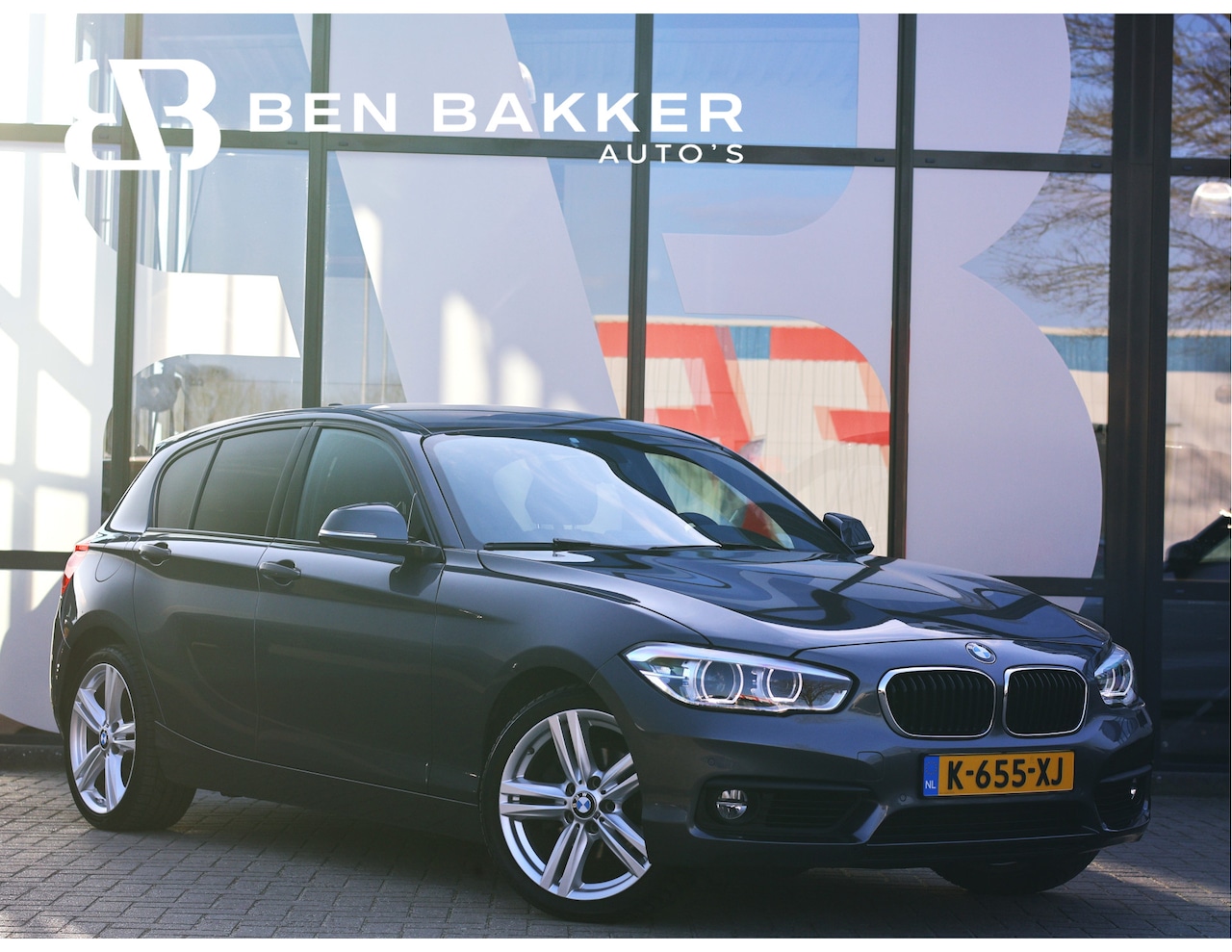 BMW 1-serie - 120i 184PK Automaat *Navi*Clima*Cruise*18" M sport LMV* - AutoWereld.nl