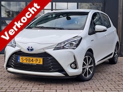 Toyota Yaris - 1.5 Hybrid Design Sport | Automaat | Camera | Cruise | Clima | LMV | All-seasons |