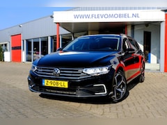 Volkswagen Passat Variant - 1.4 TSI PHEV GTE Business Aut. Pano|Virtual Disp|ParkAssist|Navi|LMV