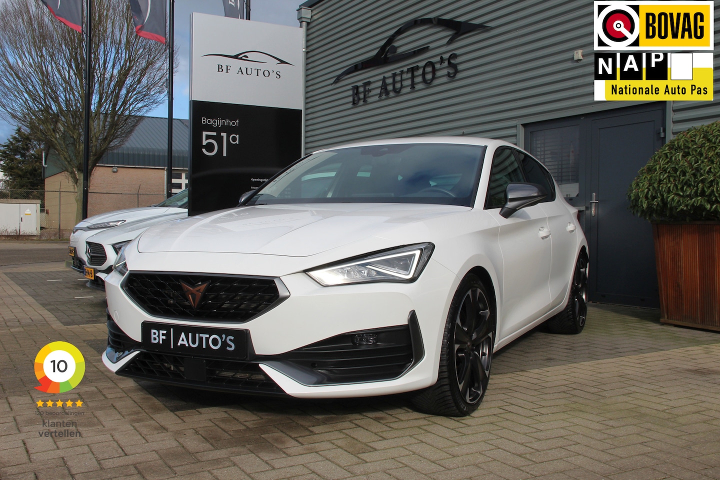 CUPRA Leon - 2.0 TSI VZ 300Pk Keyless-Go | Apple CarPlay | ACC | Lane Assist | ECC | Navi | Stoel-Stuur - AutoWereld.nl