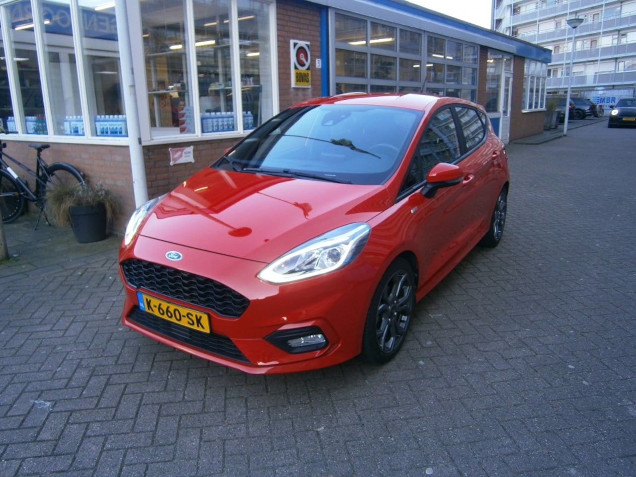 Ford Fiesta - 1.0 EcoB. ST-Line X, Navi, Winterpack, Key-less, B&O audio. - AutoWereld.nl