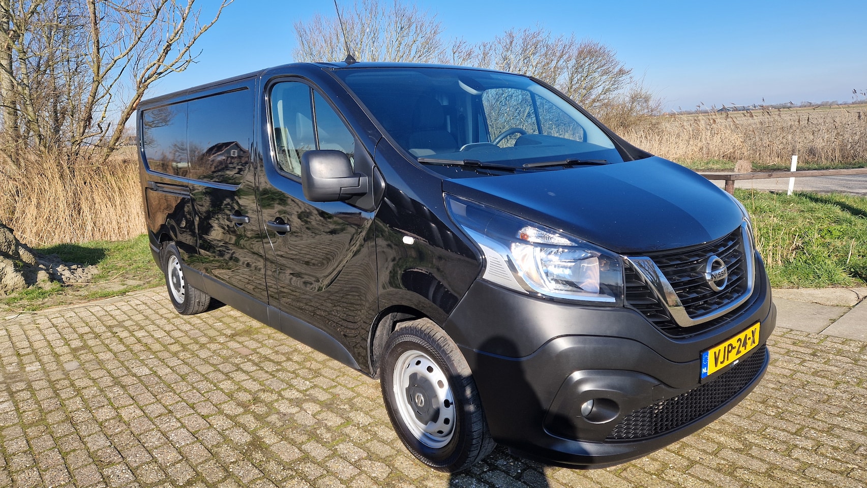 Nissan nv300 - 2.0 dCi 120 L2H1 Acenta - AutoWereld.nl