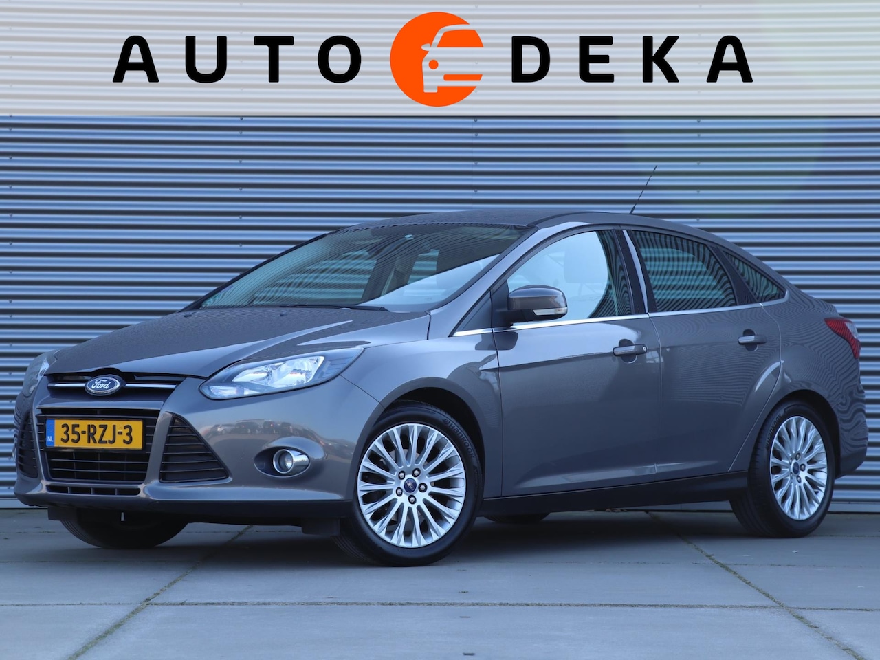 Ford Focus - 1.6 TI-VCT First Edition *Stoelverw.*Klimaatreg.*Parkeersens.* - AutoWereld.nl