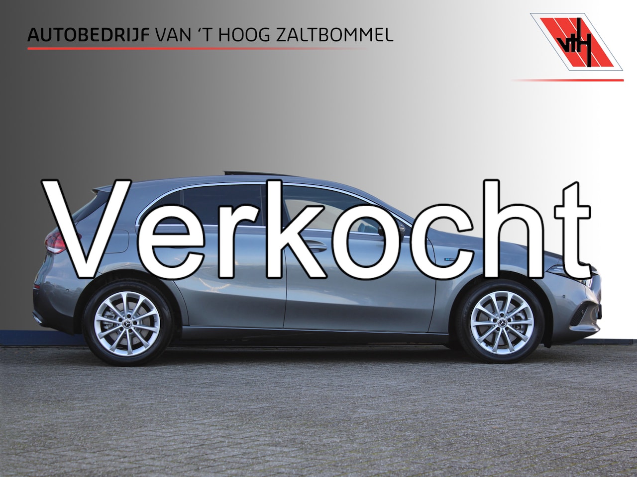 Mercedes-Benz A-klasse - 250e AUT8 Advantage PANORAMADAK SFEER LEDER WIDESCREEN CARPLAY - AutoWereld.nl