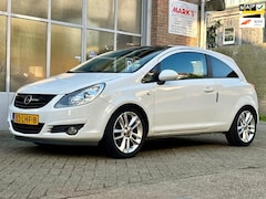 Opel Corsa - 1.4-16V Color Edition