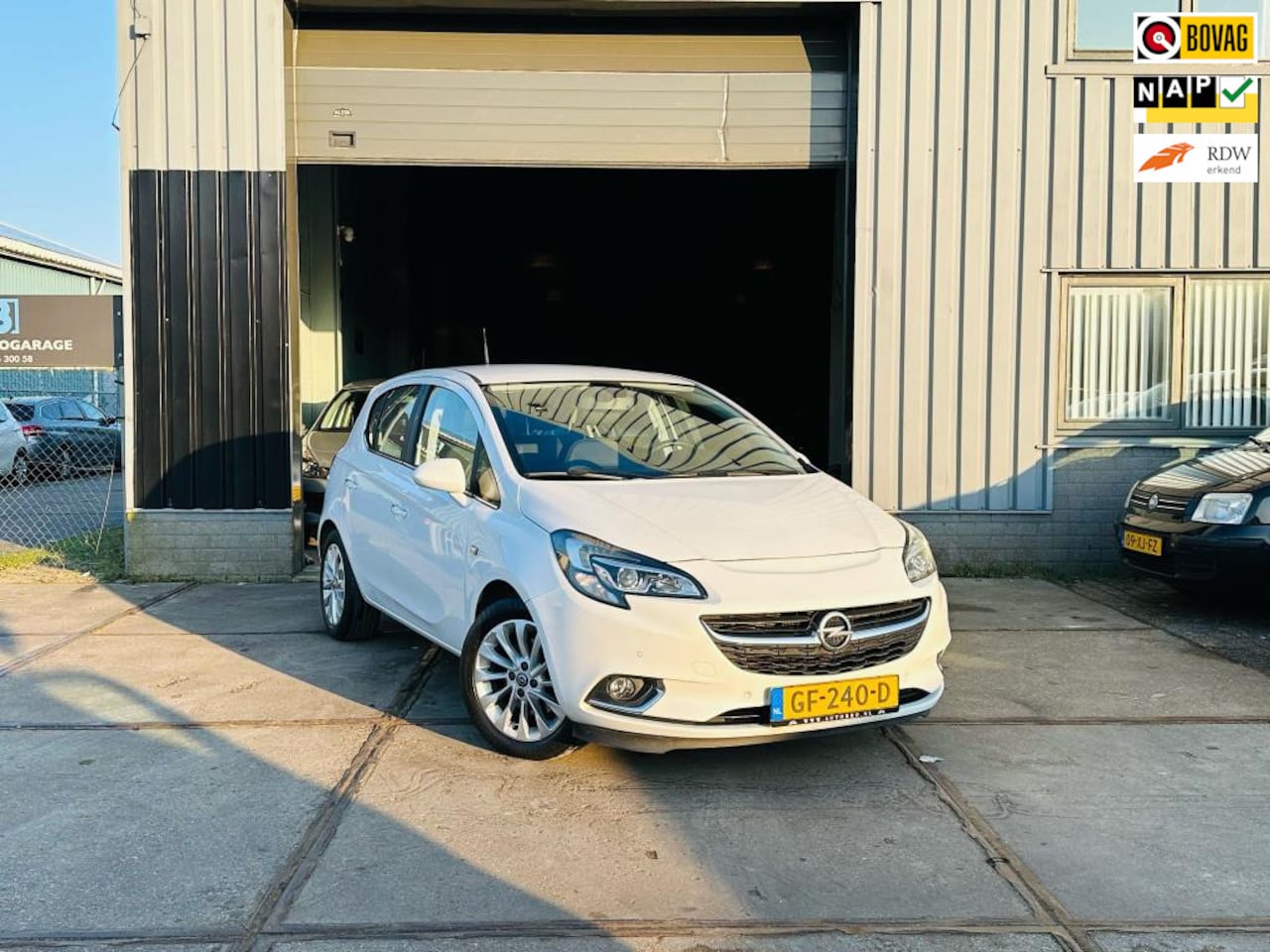 Opel Corsa - 1.0 Turbo Cosmo 1.0 Turbo Cosmo (CarPlay+PDC+Cruis+NAP) - AutoWereld.nl