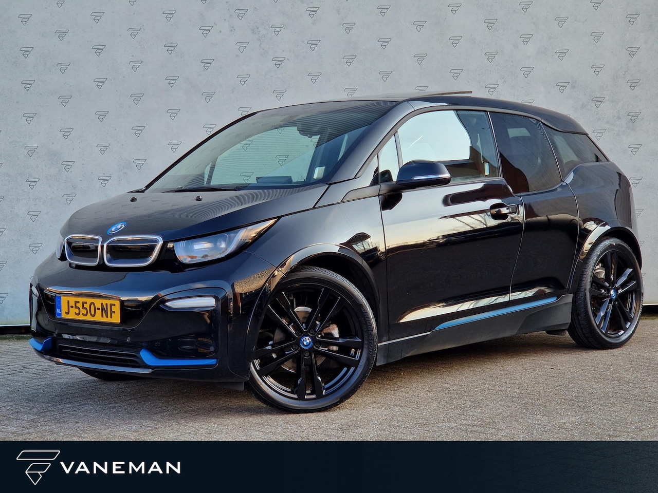 BMW i3 - S Executive Edition 120Ah 42 kWh | Harman / Kardon | Pano | LED | Clima | Stoelverwarming - AutoWereld.nl