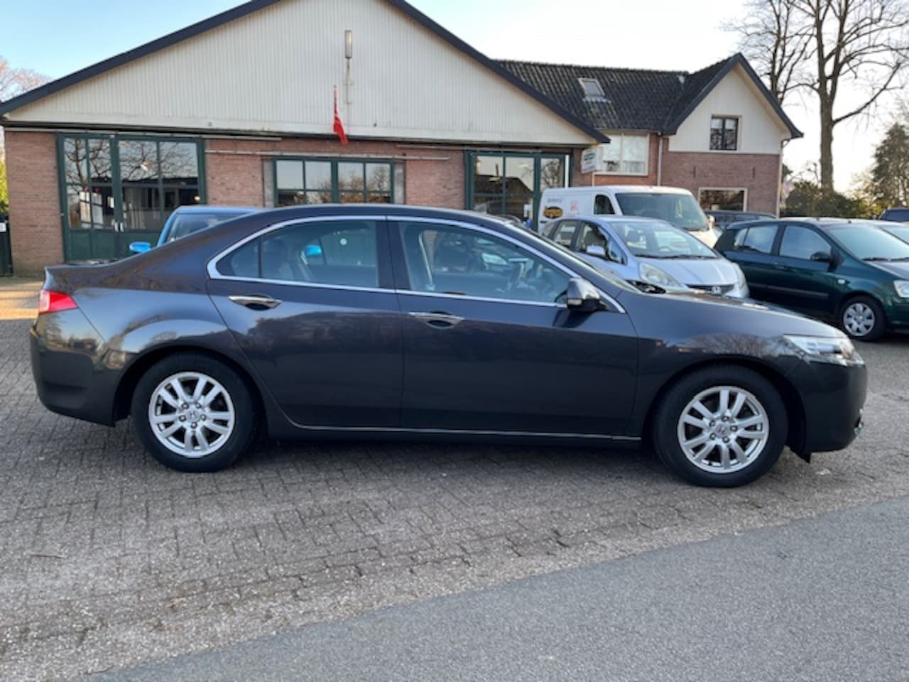 Honda Accord - 2.0 i-VTEC 156pk Elegance