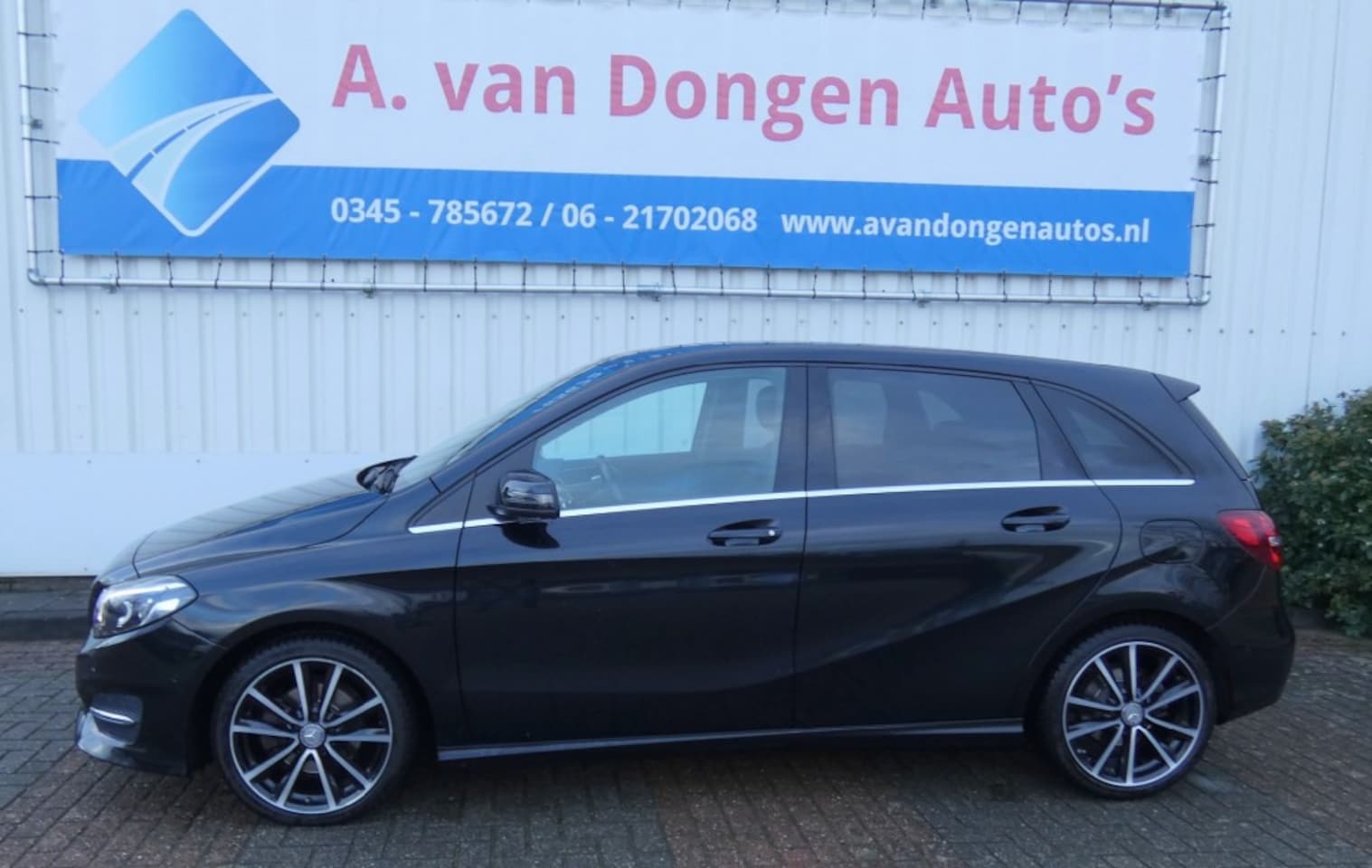 Mercedes-Benz B-klasse - 180 AMBITION Sport,Navi,PDC,Cruise,Trhaak - AutoWereld.nl