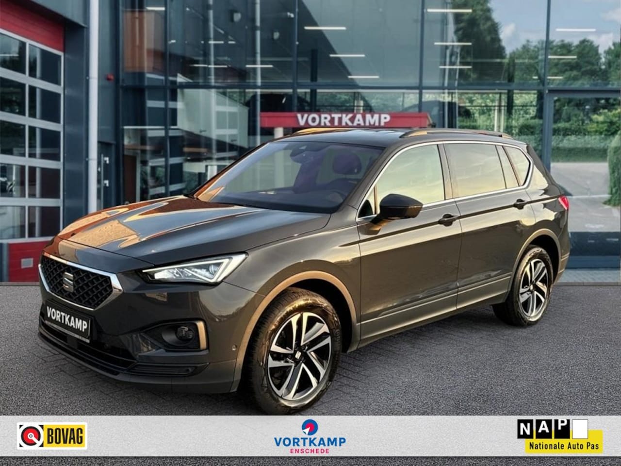 Seat Tarraco - 2.0 TDI DSG STYLE TREKHAAK/CAMERA/BEATS-AUDIO/ACC/NAVI/E-KLEP - AutoWereld.nl