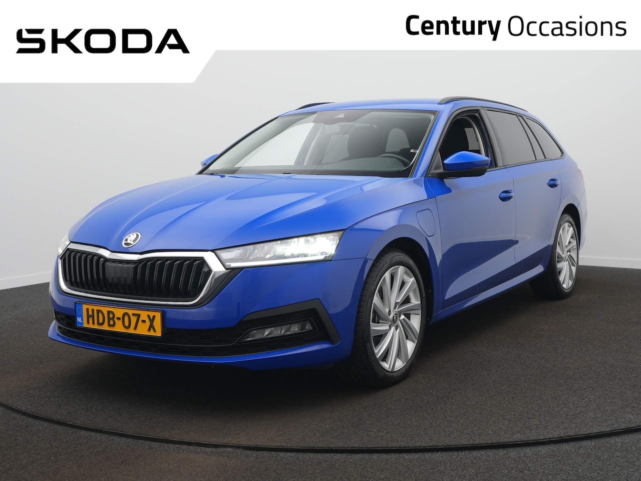 Skoda Octavia Combi - 1.4 TSI iV PHEV Business Edition / Cruise Controle / Sensoren Achter / Carplay - AutoWereld.nl