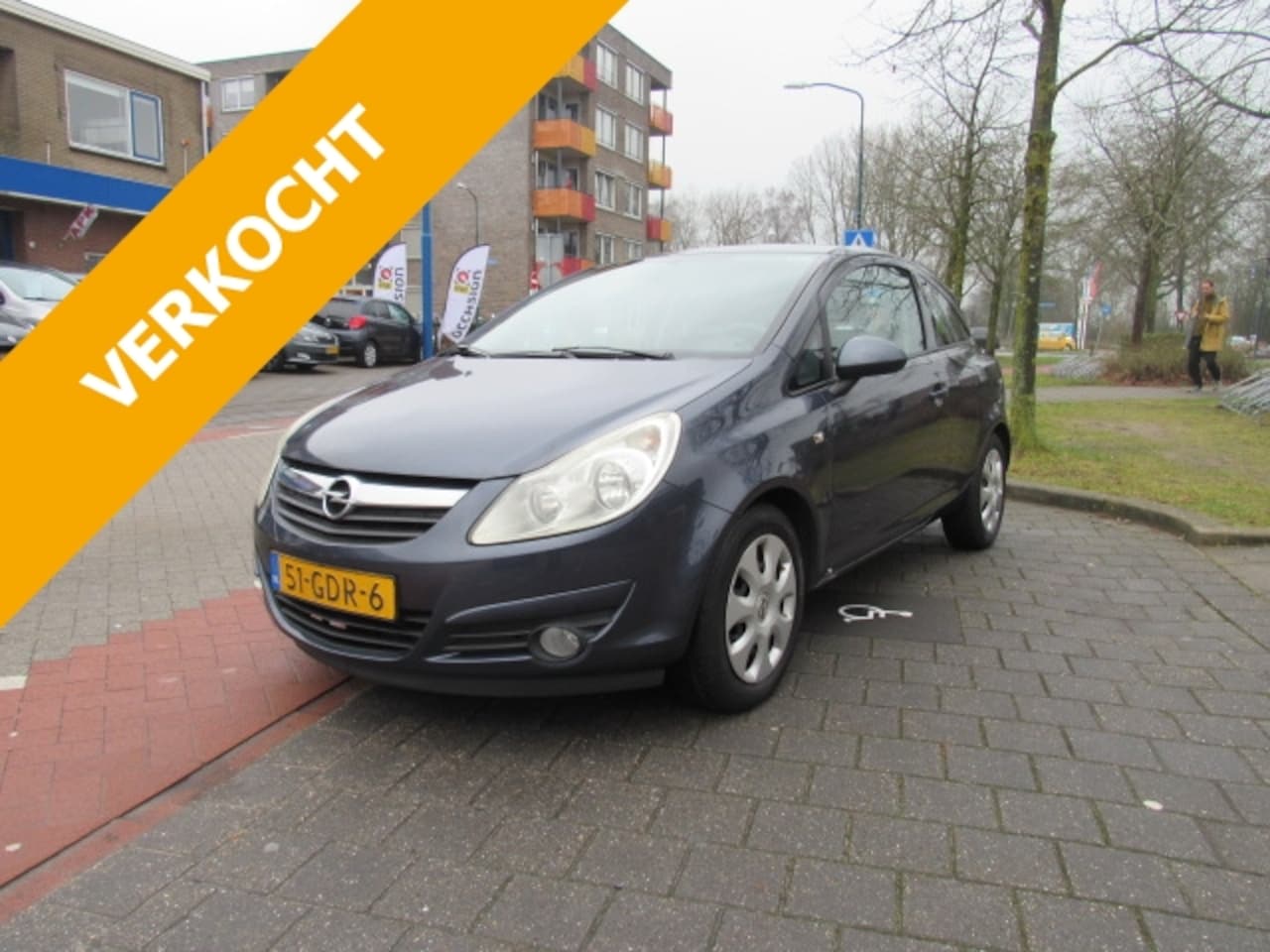 Opel Corsa - 1.4 16V 5Drs 98.450 km nap Enjoy Airco - AutoWereld.nl