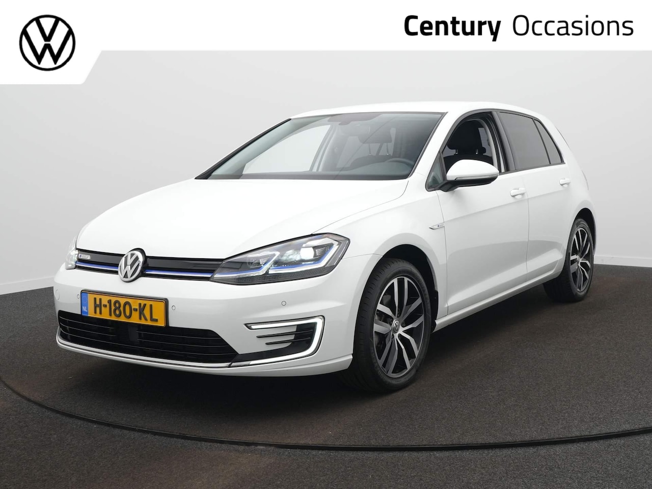 Volkswagen e-Golf - E-DITION Navigatie - Cruise - 17 Inch - AutoWereld.nl