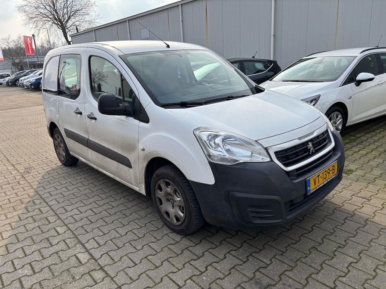 Peugeot Partner - 120 1.6 HDi L1 (bj 2016) 3-PERSOONS|AIRCO|149000 KM NAP - AutoWereld.nl