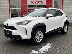 Toyota Yaris Cross - 1.5 HYBRID DYNAMIC NAVI STOEL/STUURVERW. APPLE/ANDROID EL-ACHTERKLEP KEYLESS