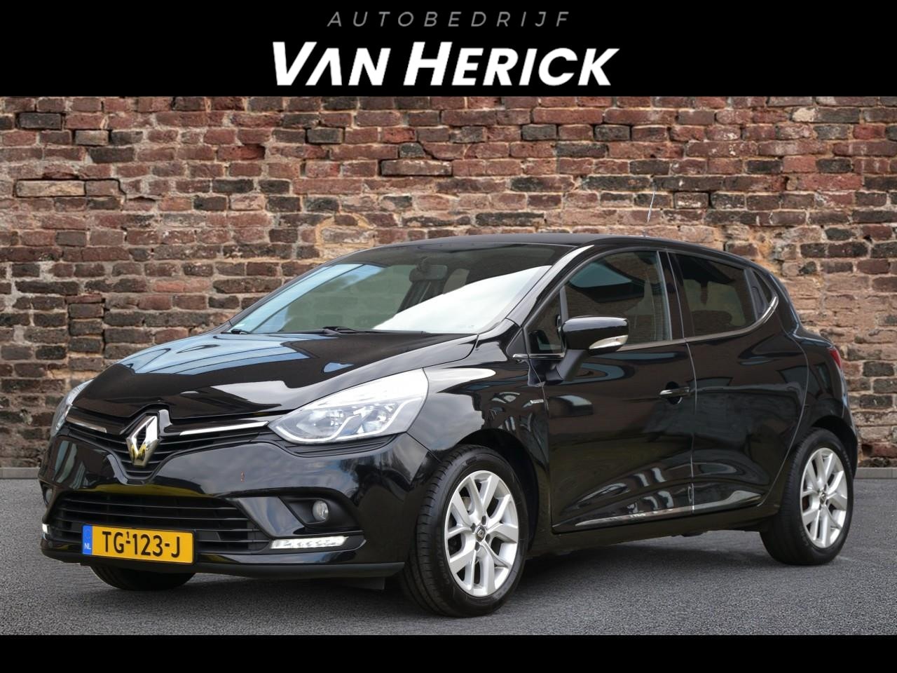 Renault Clio - 0.9 TCe Limited | Cruise | Navi | Airco - AutoWereld.nl