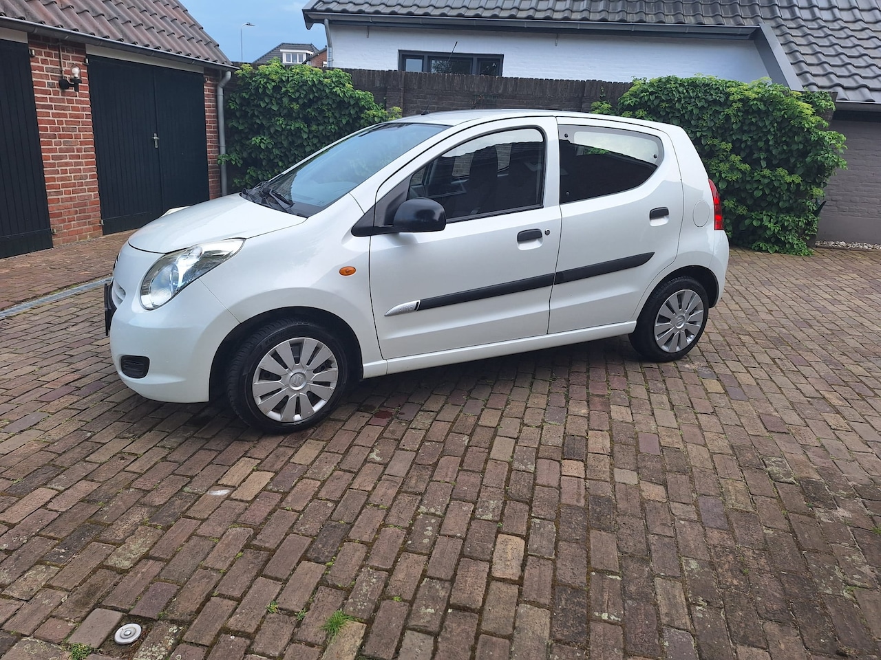 Suzuki Alto - 1.0 Comfort EASSS 2de eigenaar - AutoWereld.nl