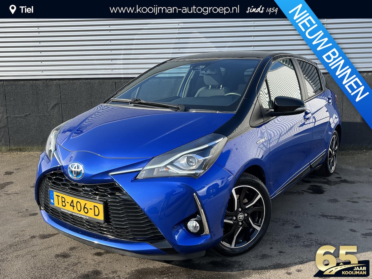 Toyota Yaris - 1.5 Hybrid Bi-Tone Plus Navigatie, Panoramadak, Privacy glass, Cruise control, Lichtmetale - AutoWereld.nl